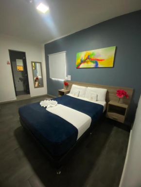 Hotel America 52